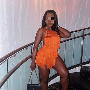 Safira Muscular escort in Fortaleza offers Experiência com garotas (GFE) services
