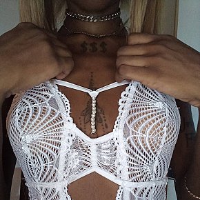 Julinha escort in Rio de Janeiro offers Posição 69 services