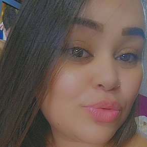 Suellen escort in Porto Alegre offers Handjob services