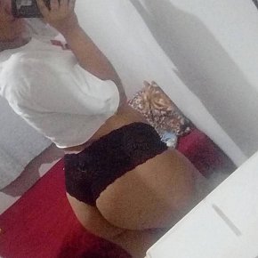 Izzy-BBW escort in Curitiba offers Posición 69 services