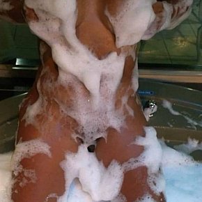 Bia-novata escort in Vila Velha offers Sega services