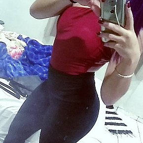 Nia escort in São Paulo offers Mamada con condón
 services