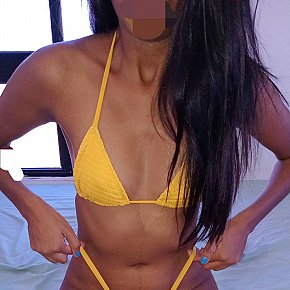 San escort in Salvador offers Finalizare în Gură services