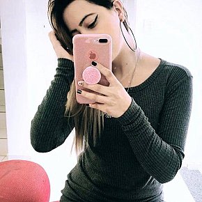 Sarah-Salem escort in Ponta Grossa offers Blowjob with Condom services