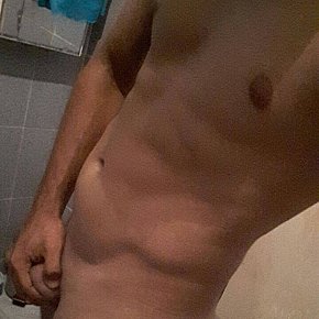 Oliveira escort in Salvador offers Sexo en diferentes posturas
 services