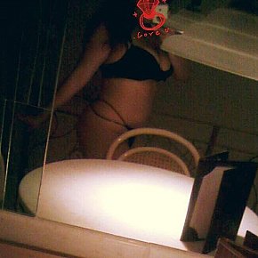 Patricia-Petrov Muscles escort in Salvador offers Massage avec mousse services