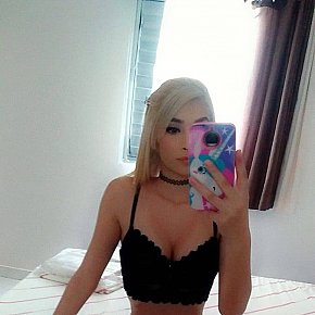 Paulinha Modèle/Ex-modèle escort in São Paulo offers Jeux sexuels lesbiens services