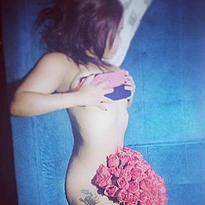 Viviane-Guedes escort in Santo André
