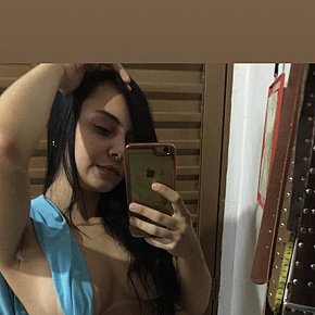 Vitoria escort in São Paulo offers Bacio services