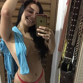 Vitoria escort in São Paulo offers Bacio services