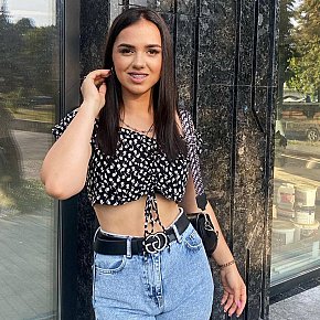Gloria Vip Escort escort in Warsaw offers Experiencia de Novia (GFE)
 services