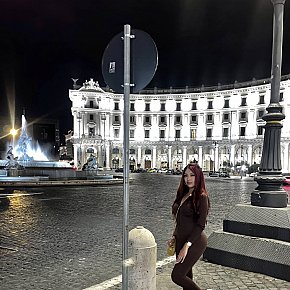 Sara escort in Barcelona offers Oral cu Prezervativ services