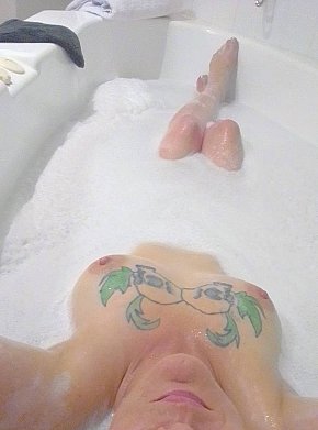 Natalie-Beauford escort in Queensland offers Extraball services
