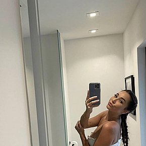 Saidat Ocasional escort in Baku offers Massagem erótica services