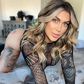 Ana-Ros escort in Berlin offers Küssen bei Sympathie services