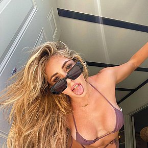 Afrodite escort in Amsterdam offers Beso francés
 services