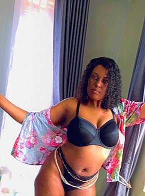 Gouldhouse Vip Escort escort in Kampala offers Juegos con dildo
 services