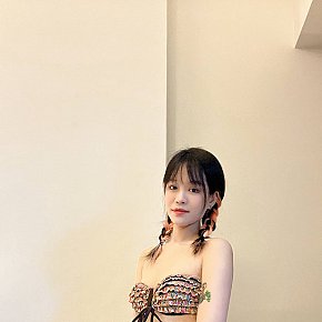 Yue-Yue-Independent escort in Ho Chi Minh offers Ejaculation dans la bouche services