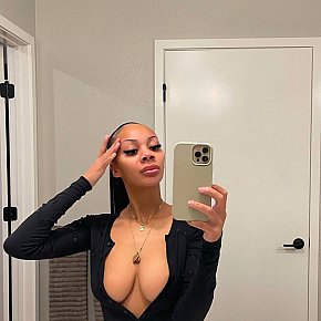 Markia-Bonnie Completamente Naturale escort in Athens offers Girlfriend Experience (GFE) services