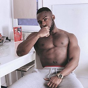 Ibrah Reif escort in Istanbul offers Küssen services