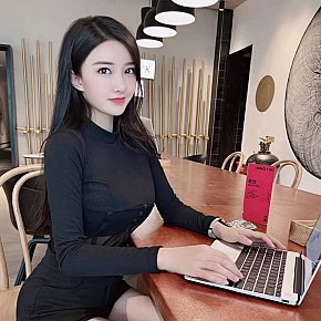 Haruhi escort in Tokyo offers Girlfriend Experience (GFE) services