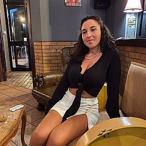Elena escort in Helsinki offers Doble penetración (DP)
 services