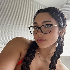 Laura escort in Stockholm offers Sega services
