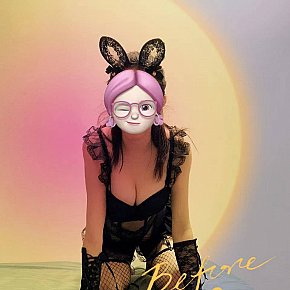 Zoey Completamente Naturale escort in Hong Kong offers Massaggio erotico services