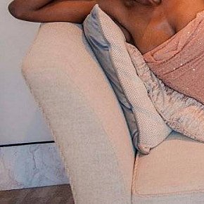 Luna escort in Brussels offers Submisso/Escravo (leve) services