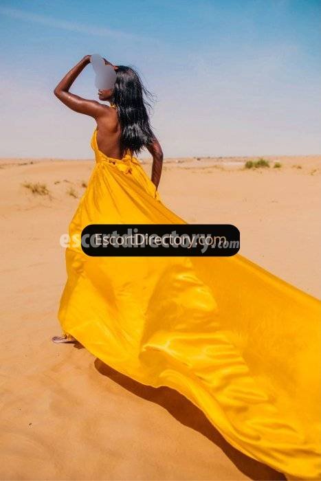 Luna escort in Brussels offers Submisso/Escravo (leve) services
