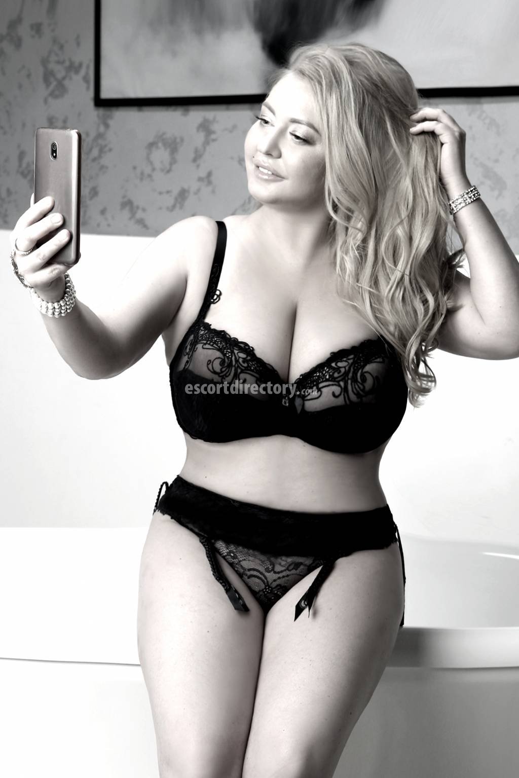 Liddi Super-forte Di Seno escort in Bergen offers Pompino senza preservativo services