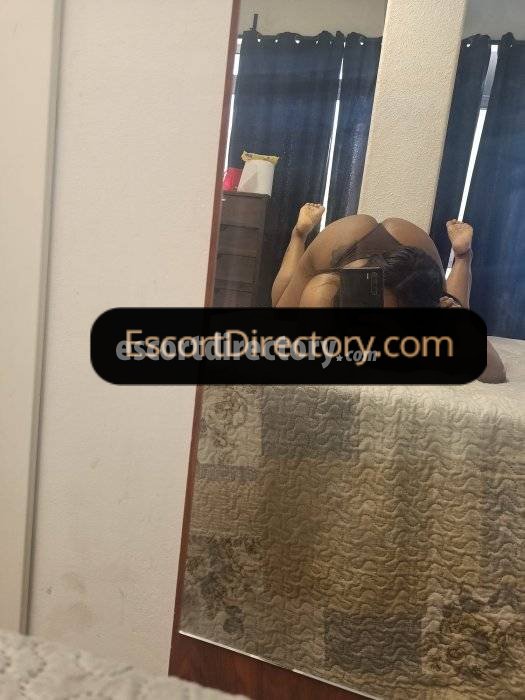 Samantha escort in  offers Körperbesamung services
