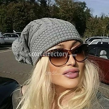 GIULIANA Super Busty
 escort in Bern offers Deep Throat services