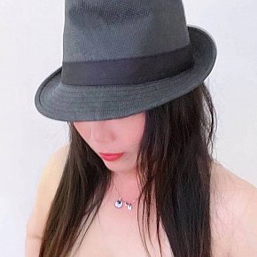 Lulu0680777183 Vip Escort escort in Paris offers Beijar services