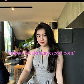 Afeen Musculada
 escort in Kuala Lumpur offers Sexo Anal
 services