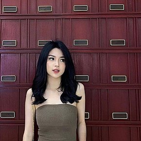 Aisyah Vip Escort escort in Kuala Lumpur offers Erotische Massage services