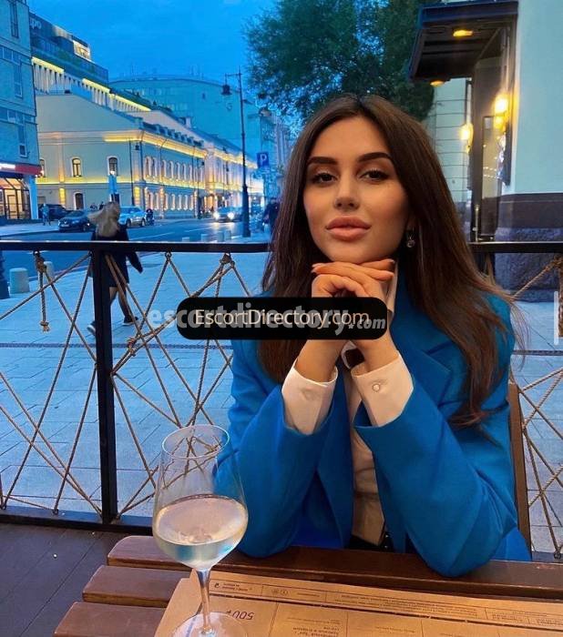 Cristina Vip Escort escort in Prague offers Ejaculation sur le corps services