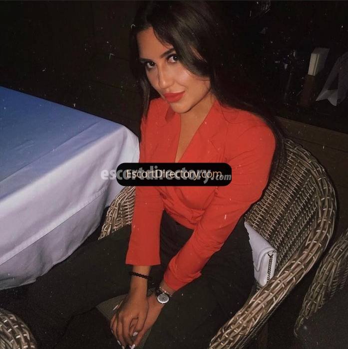 Cristina Vip Escort escort in Prague offers Ejaculation sur le corps services