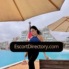 Bruna escort in  offers Masaje sensual de cuerpo completo
 services