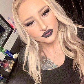 Vanessa escort in Linz offers Cumshot on body (COB) services