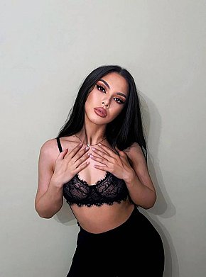 Phoebe Vip Escort escort in Doha offers Sex in versch. Positionen services
