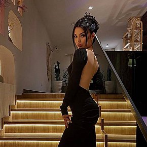 Phoebe Vip Escort escort in Doha offers Sex in versch. Positionen services