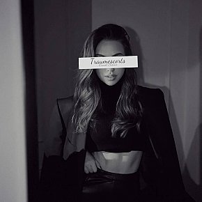 Fiona Vip Escort escort in  offers Sexe dans différentes positions services