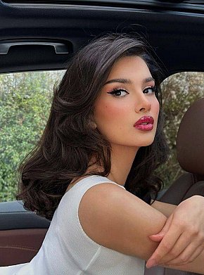 Luna escort in Gran Canaria offers Sexo en diferentes posturas
 services