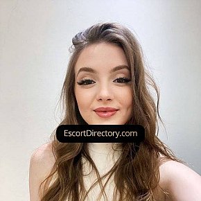 Vicky escort in Dubai offers Sesso in posizioni diverse services