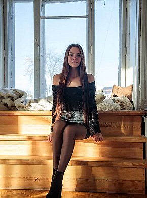 Kate Fitness Girl
 escort in Paris offers Handjob services
