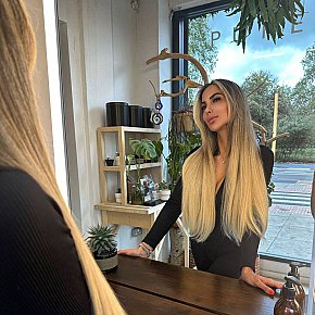 Fernanda Petite
 escort in London offers Kissing if good chemistry services