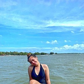 Lhara escort in Singapore City offers Experiencia de Novia (GFE)
 services