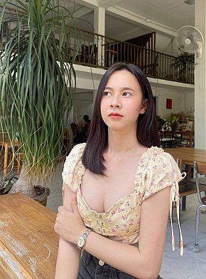 Monica Vip Escort escort in Kuta Bali offers Küssen bei Sympathie services