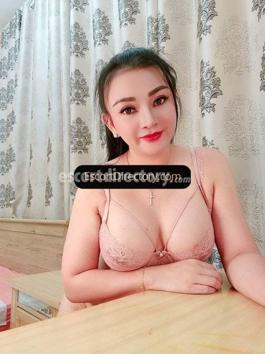Nuru Vip Escort escort in Colombo offers 69 Position services